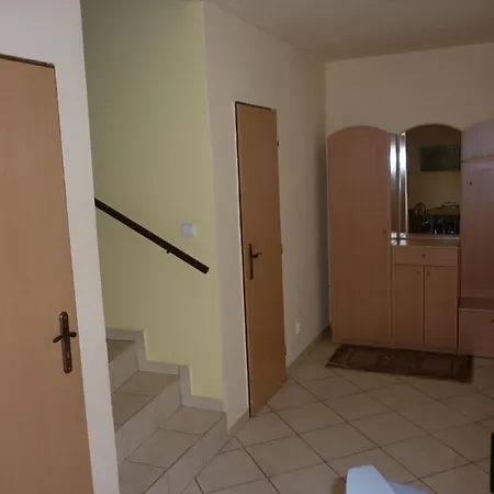 بيت للعطل Privat U Raka