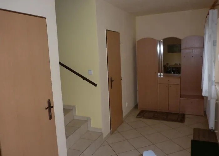 Feriehus Privat U Raka